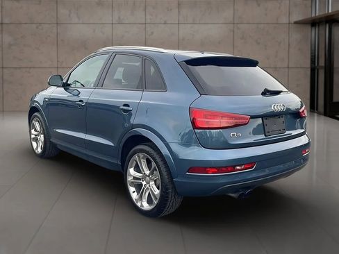 Used 2018 Audi Q3 2.0T Premium w/ Convenience Package image 3
