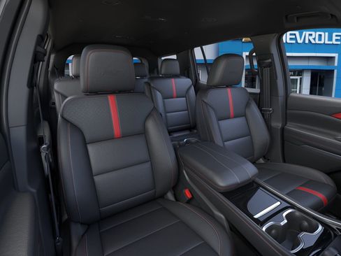 New 2026 Chevrolet Traverse RS image 16