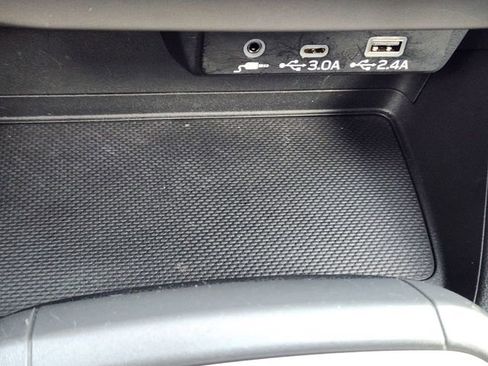 Certified 2025 Subaru Crosstrek 2.0i Premium image 20