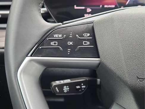 Certified 2025 Audi Q5 Premium Plus w/ Premium Plus AWD/4WD image 21