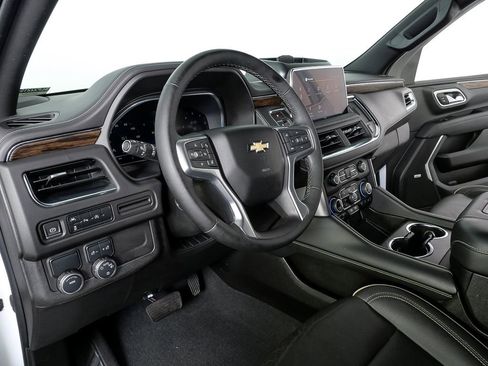 Used 2023 Chevrolet Tahoe Premier image 4