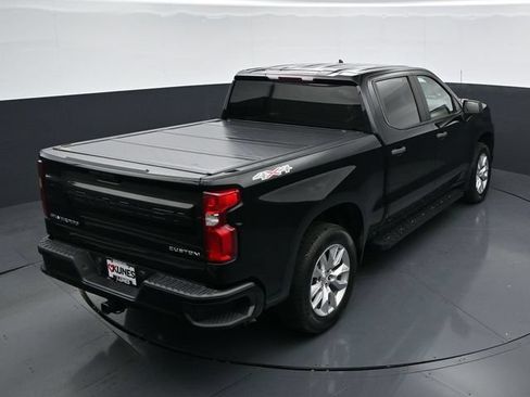 Used 2021 Chevrolet Silverado 1500 Custom AWD/4WD image 31