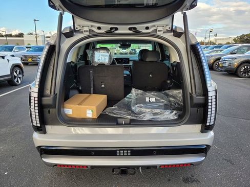 New 2026 Hyundai Ioniq 9 SEL image 17