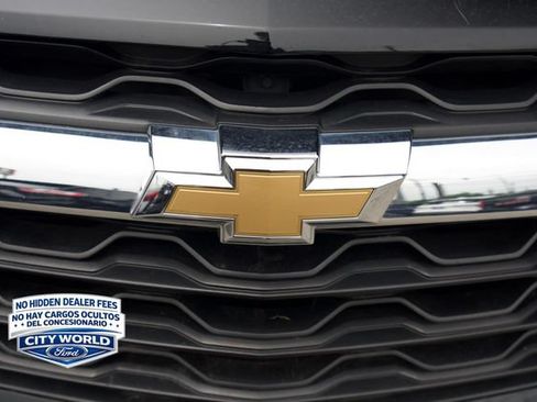 Used 2025 Chevrolet Blazer LT FWD image 8