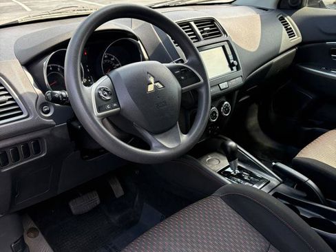Used 2018 Mitsubishi Outlander Sport ES FWD image 10