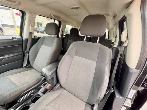 Used 2016 Jeep Patriot Sport w/ Power Value Group FWD image 11