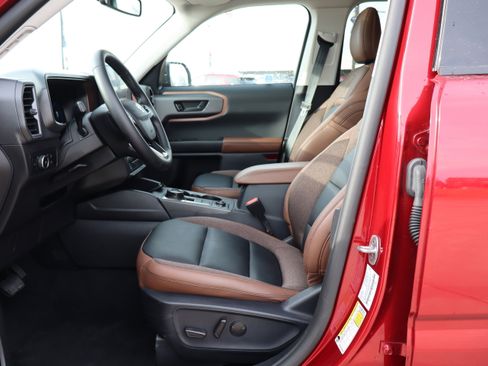 Used 2025 Ford Bronco Sport Outer Banks w/ Outer Banks Tech Package+ image 9