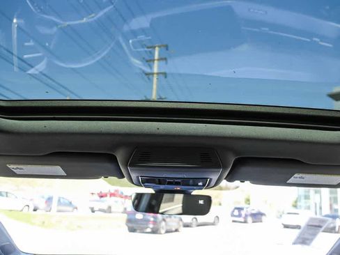 Used 2024 Audi Q4 e-tron Premium w/ Convenience Package image 12