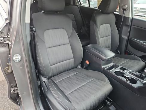 Used 2019 Kia Sportage LX image 33