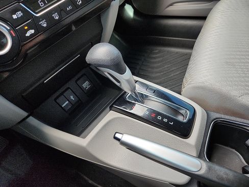 Used 2015 Honda Civic EX image 25