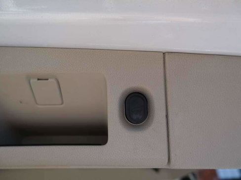 Used 2020 Cadillac Escalade ESV Luxury image 11