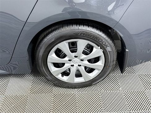 Certified 2025 Toyota Corolla LE image 4