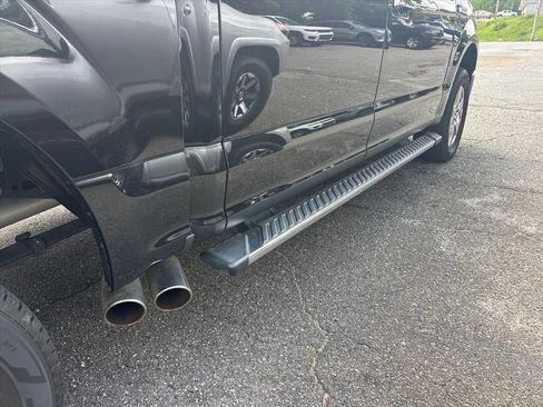 Used 2019 Ford F150 XLT w/ Equipment Group 302A Luxury AWD/4WD image 9