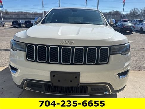 Used 2020 Jeep Grand Cherokee Limited w/ Premium Lighting Group image 2
