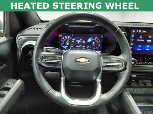 Used 2024 Chevrolet Colorado LT w/ LT Convenience Package III image 6