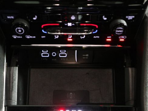 Used 2023 Jeep Grand Cherokee L Laredo AWD/4WD image 26