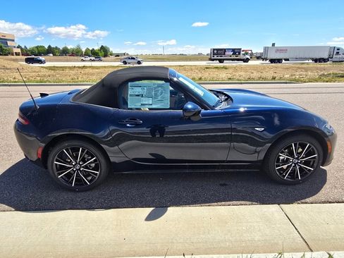 New 2026 MAZDA MX-5 Miata Grand Touring RWD image 6