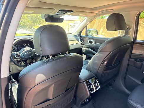 Used 2023 Kia Sorento SX Prestige AWD/4WD image 22