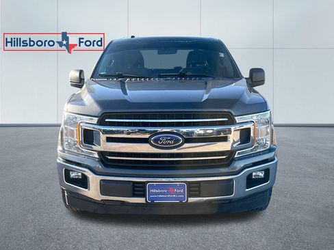Used 2018 Ford F150 XLT image 2