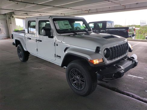 New 2025 Jeep Gladiator Sport image 2