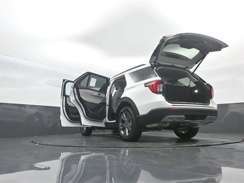 New 2026 Ford Explorer Active w/ Active Comfort Package image 43