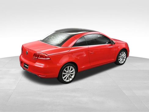 Used 2015 Volkswagen Eos Komfort FWD image 33