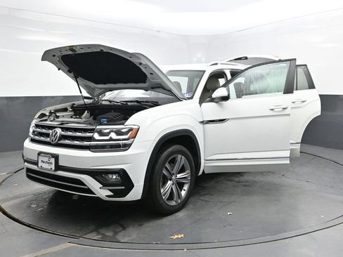 Used 2019 Volkswagen Atlas SE image 41