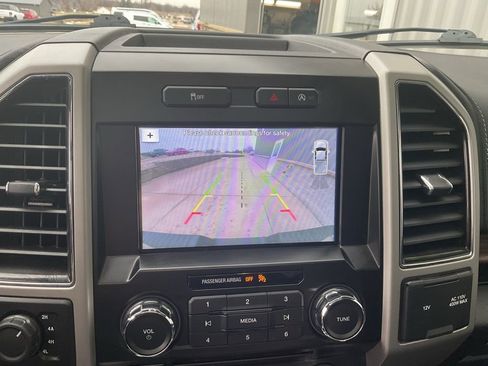 Used 2018 Ford F150 Lariat image 22