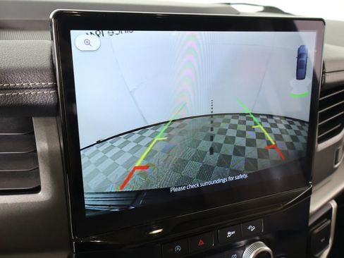 Used 2024 Ford Expedition Max XLT image 8