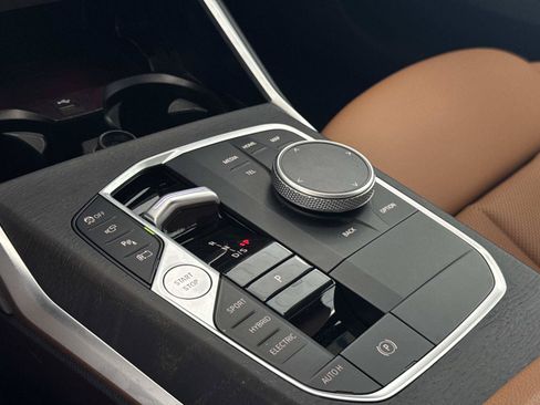 Used 2024 BMW 330e RWD image 19