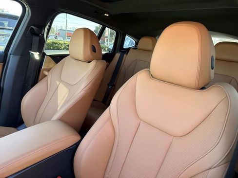 Used 2025 BMW X4 xDrive30i image 21