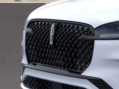 New 2025 Lincoln Aviator Reserve w/ Jet Appearance Package image 17
