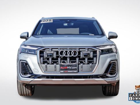 Certified 2025 Audi Q7 2.0T Premium w/ Convenience Package image 2