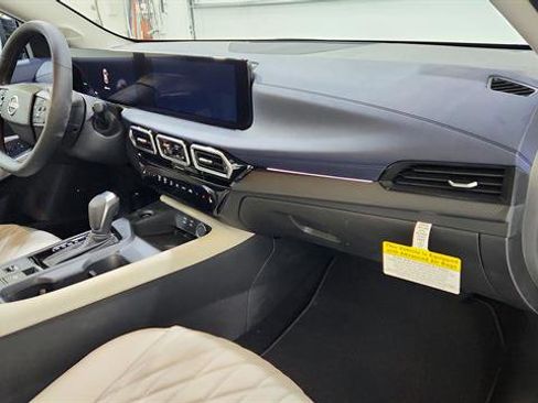 New 2026 Nissan Sentra SL w/ Floor Mat Package FWD image 25