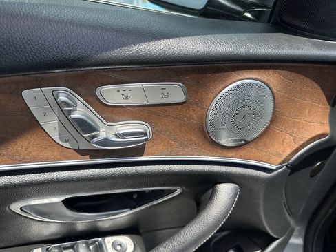 Used 2017 Mercedes-Benz E 300 4MATIC image 16