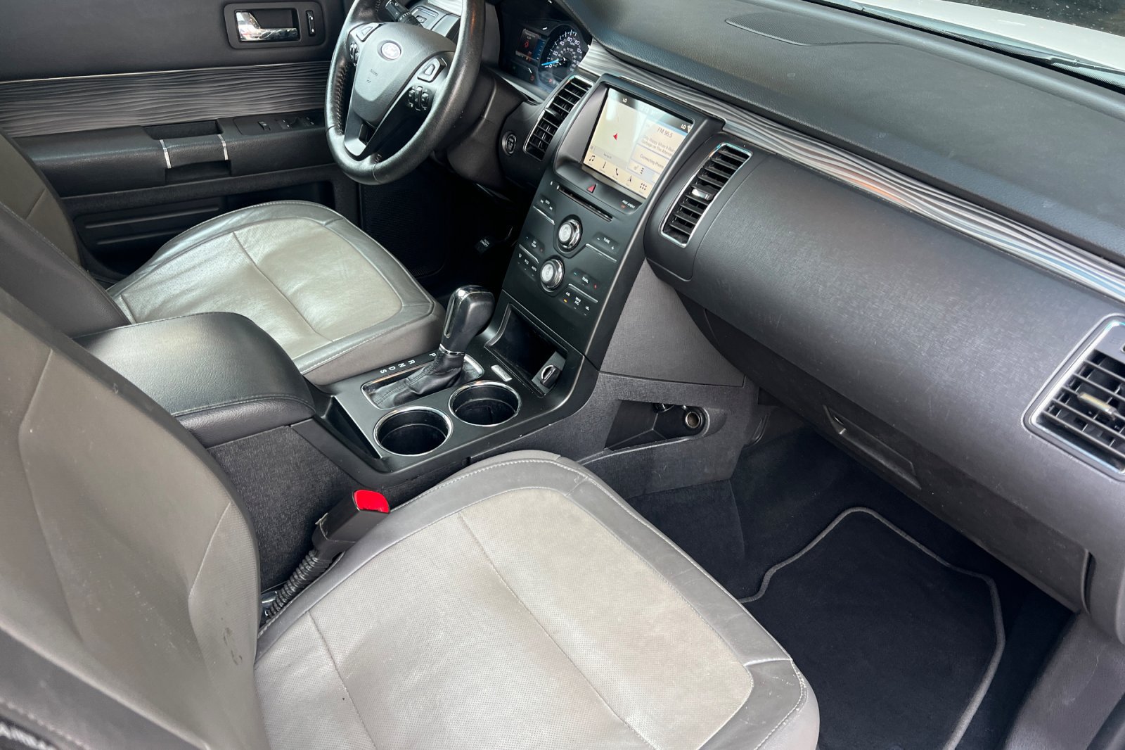Used 2019 Ford Flex SEL w/ Equipment Group 202A AWD/4WD image 18