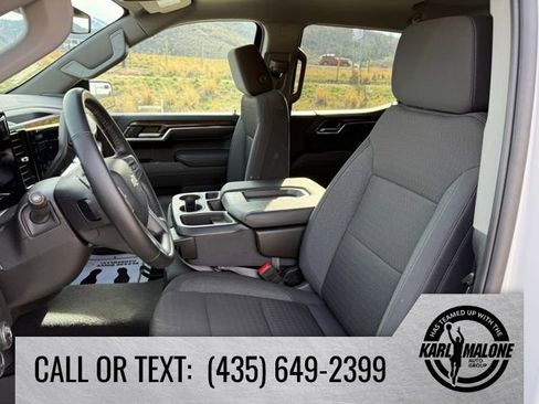 Used 2025 Chevrolet Silverado 1500 LT w/ Protection Package AWD/4WD image 15