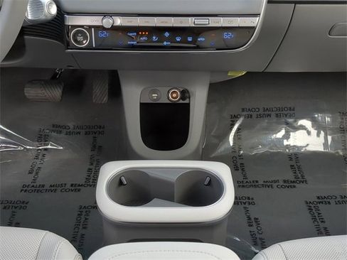 Certified 2023 Hyundai Ioniq 5 SEL w/ Cargo Package image 18