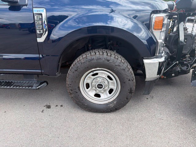 Used 2022 Ford F350 XL w/ Power Equipment Group AWD/4WD image 18