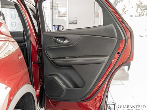 Used 2022 Chevrolet Blazer LT FWD image 38