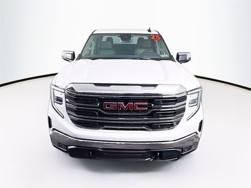 Used 2025 GMC Sierra 1500 SLT AWD/4WD image 13