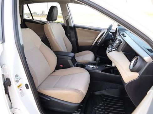 Used 2014 Toyota RAV4 XLE FWD image 15