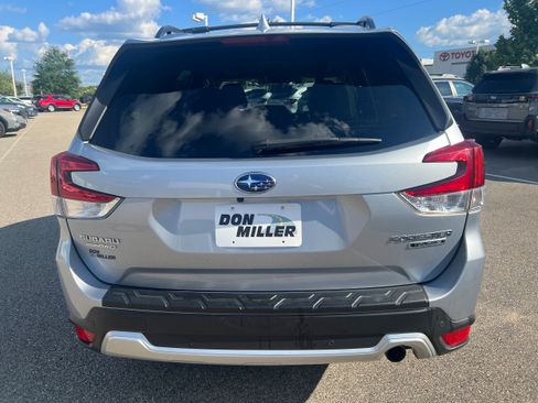 Used 2019 Subaru Forester Touring w/ Popular Package #3 AWD/4WD image 6