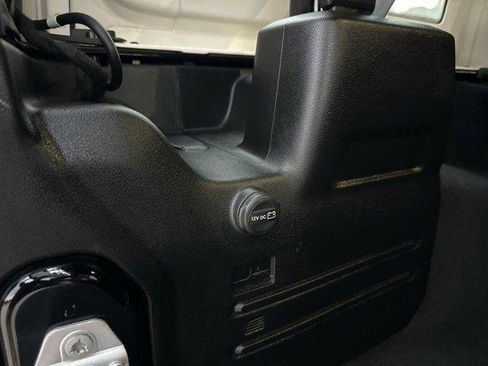 Certified 2022 Jeep Wrangler Unlimited Sport w/ Sun And Sound Package image 39