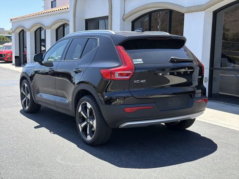 Used 2020 Volvo XC40 T5 Momentum AWD/4WD image 12