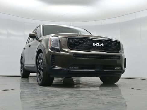 Used 2022 Kia Telluride SX w/ SX Prestige Package AWD/4WD image 48