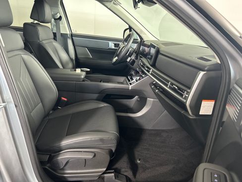 Used 2026 Hyundai Santa Fe SEL FWD image 28