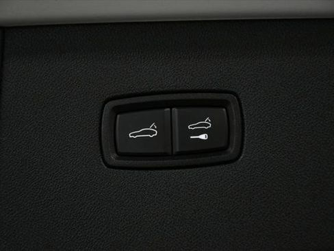 Used 2024 Porsche Cayenne Turbo GT AWD/4WD image 22
