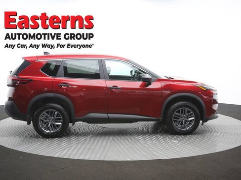 Used 2023 Nissan Rogue S AWD/4WD image 43