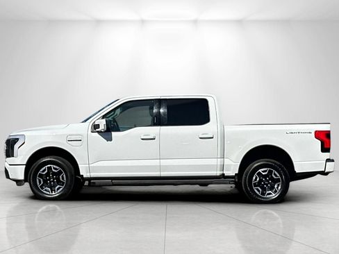 Used 2023 Ford F150 Lightning XLT AWD/4WD image 6